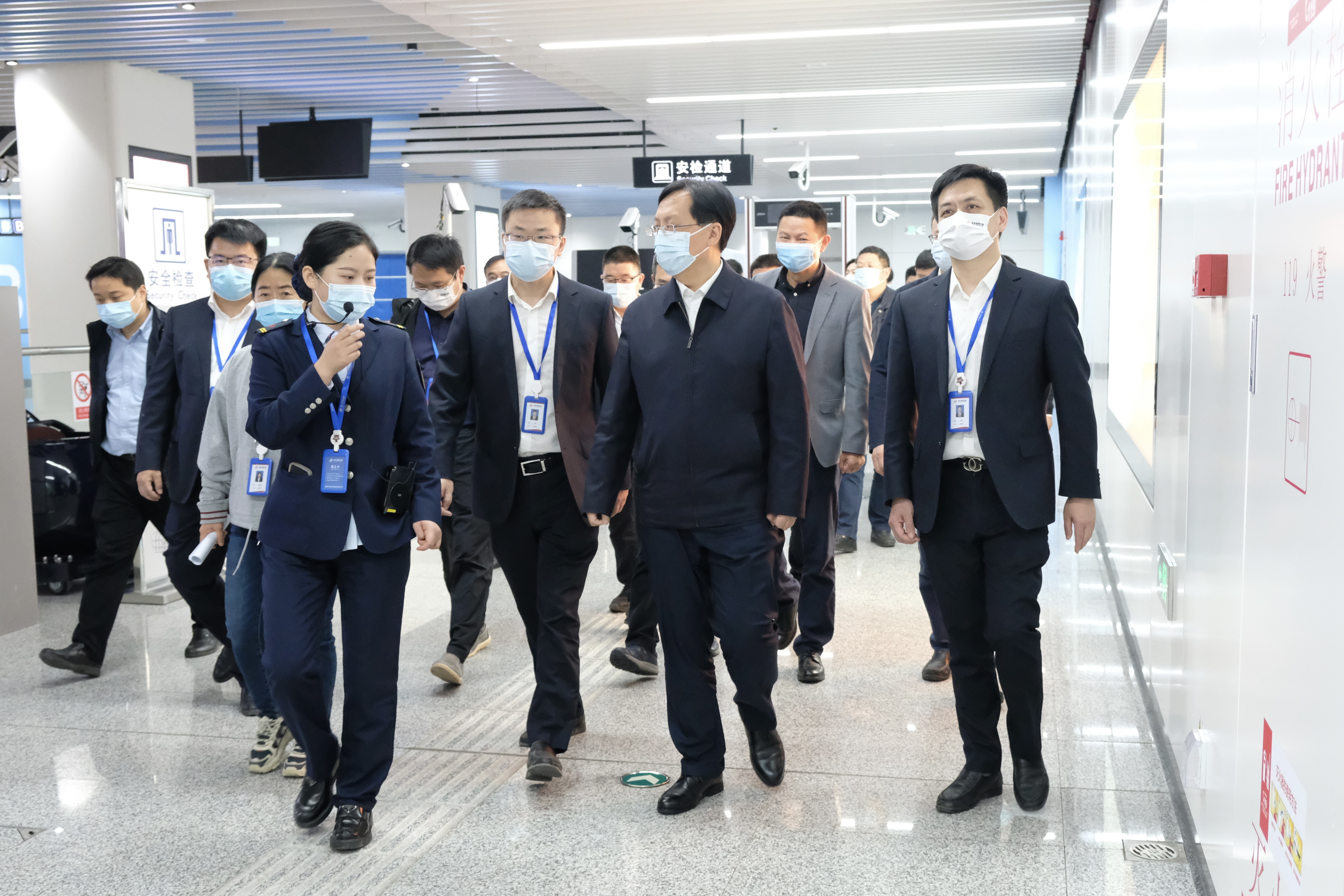 5月16日，市委副書記、市長邢志宏，市政府秘書長褚惠斌帶領(lǐng)市政府相關(guān)職能部門主要負(fù)責(zé)人一行 (1).jpg